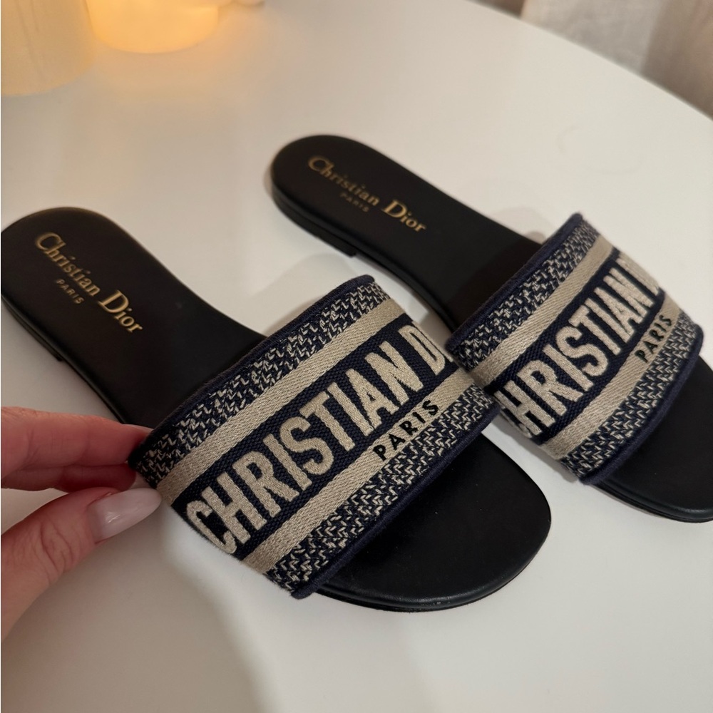 Dior flat sandals